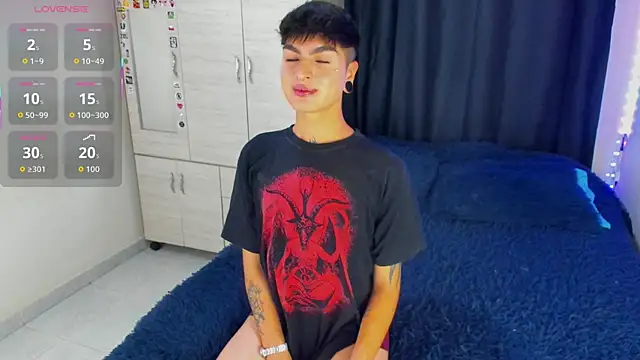 Dark luckyyy online show from September 25, 2025, 1:00 am