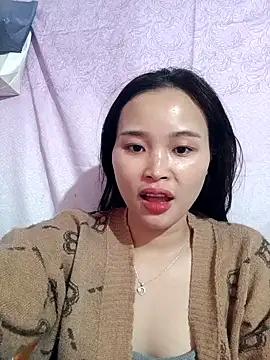 Snapshot of Lili_lovely chatting on November 20, 2025, 2:34 am Lili lovely online show from November 20, 2025, 2:34 am