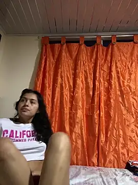 Nezuko-uWux online show from November 22, 2025, 10:52 pm