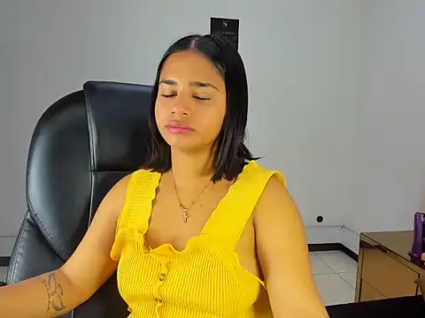 Snapshot of ScarletDoll chatting on September 27, 2025, 3:12 am ScarletDoll online show from September 27, 2025, 3:12 am