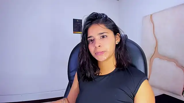 Snapshot of ScarletDoll chatting on November 28, 2025, 3:39 am ScarletDoll online show from November 28, 2025, 3:39 am