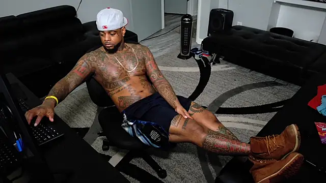 SLANGONDEMHOES online show from March 4, 2026, 6:15 pm