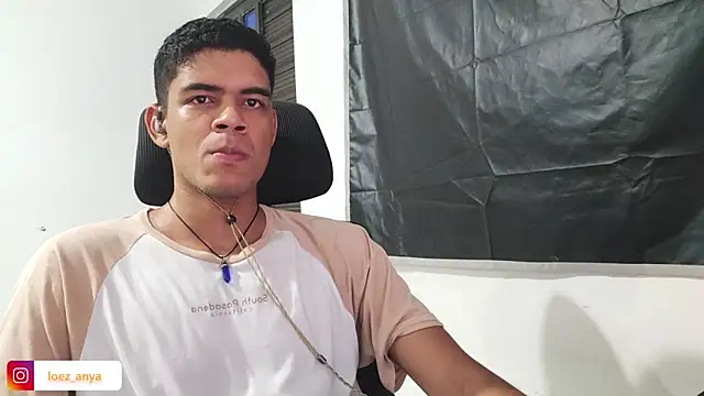 Snapshot of jonhsebastiann chatting on January 8, 2026, 4:18 am jonhsebastiann online show from January 8, 2026, 4:18 am