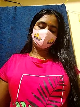 mini-queen online show from March 2, 2026, 6:04 pm