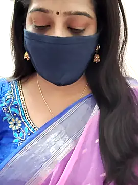 Snapshot of saritha29 chatting on February 19, 2026, 10:34 am saritha29 online show from February 19, 2026, 10:34 am