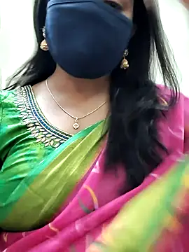 Snapshot of saritha29 chatting on December 23, 2025, 8:13 am saritha29 online show from December 23, 2025, 8:13 am