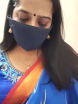 saritha29 online show from November 18, 2025, 5:16 pm