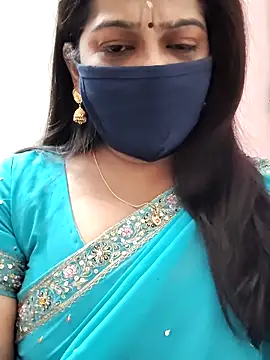 Snapshot of saritha29 chatting on February 18, 2026, 10:01 am saritha29 online show from February 18, 2026, 10:01 am