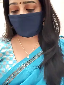 Snapshot of saritha29 chatting on February 27, 2026, 5:40 am saritha29 online show from February 27, 2026, 5:40 am