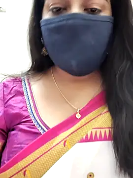 Snapshot of saritha29 chatting on January 19, 2026, 5:00 am saritha29 online show from January 19, 2026, 5:00 am