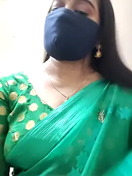 saritha29 online show from November 12, 2025, 4:44 pm