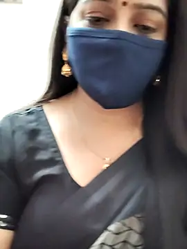 Snapshot of saritha29 chatting on February 14, 2026, 6:24 am saritha29 online show from February 14, 2026, 6:24 am