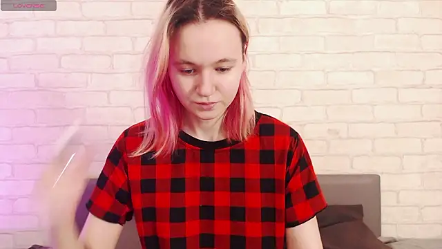 Snapshot of Ericha_Stone chatting on February 1, 2026, 7:50 am Ericha Stone online show from February 1, 2026, 7:50 am