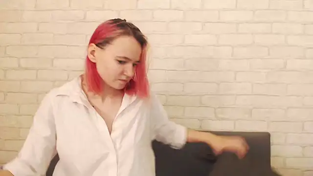 Snapshot of Ericha_Stone chatting on December 2, 2025, 1:17 am Ericha Stone online show from December 2, 2025, 1:17 am