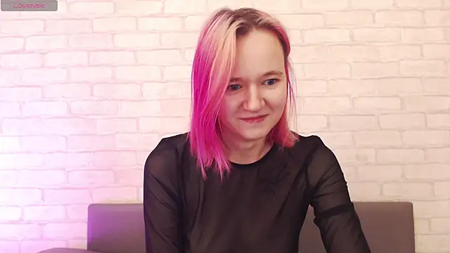 Snapshot of Ericha_Stone chatting on October 29, 2025, 2:54 am Ericha Stone online show from October 29, 2025, 2:54 am