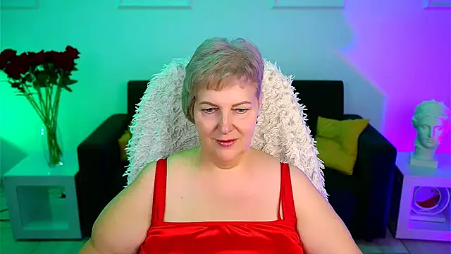 MaryMogan online show from November 18, 2025, 5:00 am