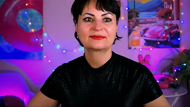 HelenBeler online show from December 15, 2025, 2:12 pm