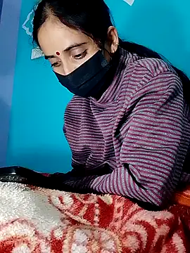 Pahadi couple online show from November 4, 2025, 6:11 pm