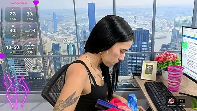 vanesa19  online show from September 10, 2025, 12:59 pm