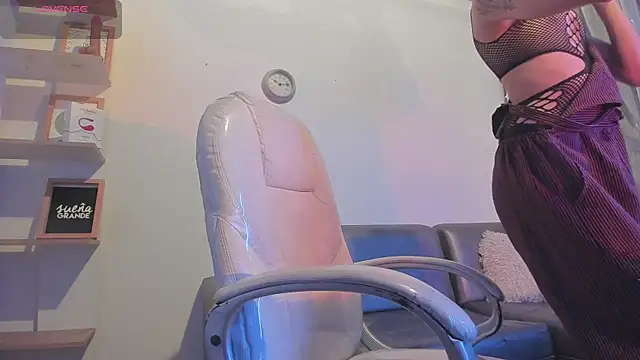 Angeel of lust online show from October 27, 2025, 4:46 am