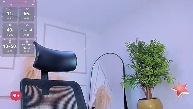 Emilywillis8 online show from December 3, 2025, 2:16 pm