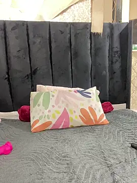 Snapshot of SexyPetitex25 chatting on February 25, 2026, 8:52 pm SexyPetitex25 online show from February 25, 2026, 8:52 pm