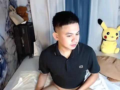 Snapshot of Njay_16 chatting on October 3, 2025, 7:48 pm Njay 16 online show from October 3, 2025, 7:48 pm