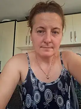 Fluturas2 online show from October 12, 2025, 12:28 pm