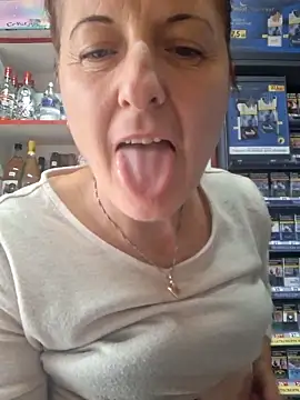 Fluturas2 online show from September 30, 2025, 11:27 am