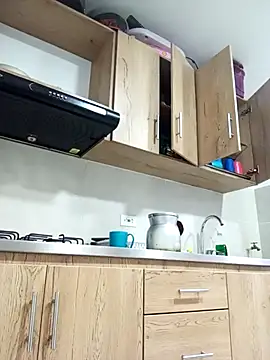 Alisson Morgann online show from December 22, 2025, 11:32 am