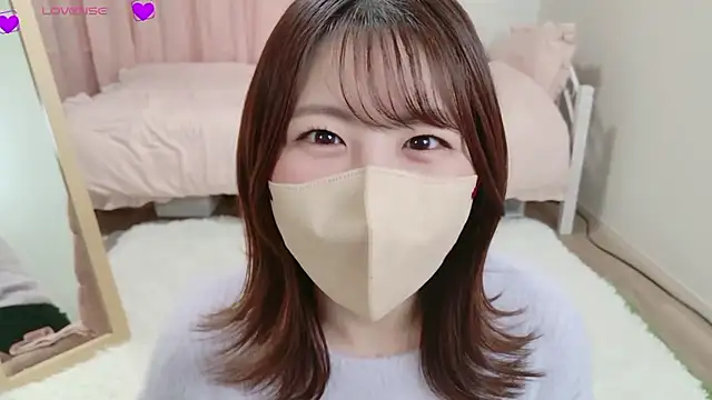 Snapshot of Haru_chiii chatting on February 15, 2026, 11:31 am Haru chiii online show from February 15, 2026, 11:31 am