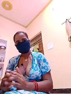 Snapshot of malteejat chatting on October 7, 2025, 3:57 pm malteejat online show from October 7, 2025, 3:57 pm