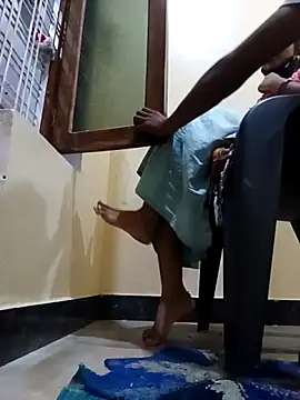 Snapshot of malteejat chatting on September 25, 2025, 4:13 pm malteejat online show from September 25, 2025, 4:13 pm