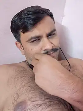 Snapshot of Frvgggghh chatting on December 14, 2025, 8:31 am Frvgggghh online show from December 14, 2025, 8:31 am