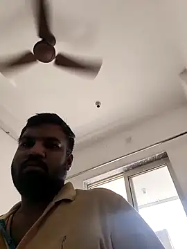 Snapshot of vinay_smalldick chatting on May 3, 2026, 4:50 am vinay smalldick online show from May 3, 2026, 4:50 am