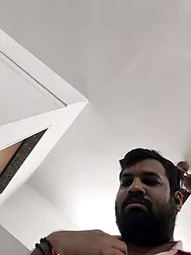 vinay smalldick online show from April 4, 2026, 3:51 pm