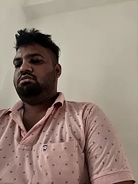 Snapshot of vinay_smalldick chatting on May 12, 2026, 1:46 am vinay smalldick online show from May 12, 2026, 1:46 am