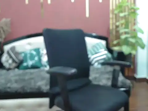 shaalu sharma online show from November 7, 2025, 7:24 am