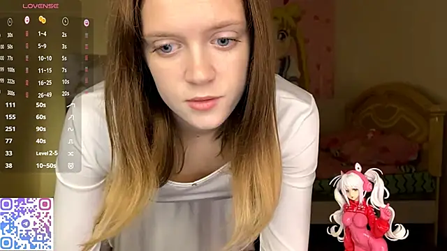 VibeQueenLucy online show from October 21, 2025, 2:16 pm