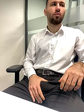 speddy34 online show from December 3, 2025, 7:08 am