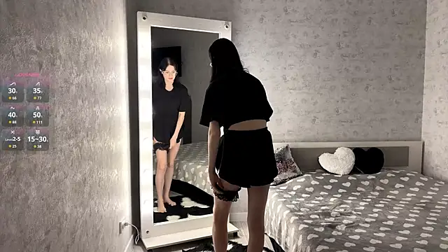 FakeLamb online show from October 21, 2025, 9:03 pm