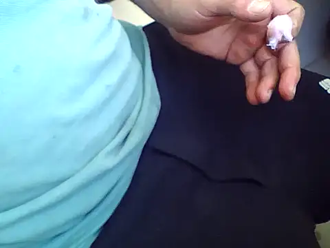 AMCIKSEVER42 online show from September 25, 2025, 9:04 am