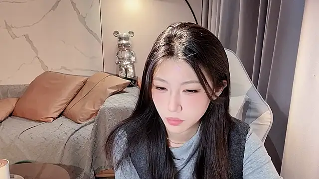 Snapshot of Lixinel-520 chatting on November 24, 2025, 6:13 am Lixinel-520 online show from November 24, 2025, 6:13 am