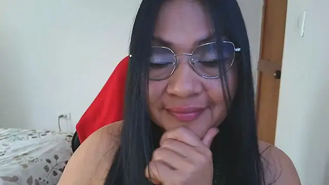 Snapshot of LissafeetHott chatting on May 26, 2026, 3:54 pm LissafeetHott online show from May 26, 2026, 3:54 pm