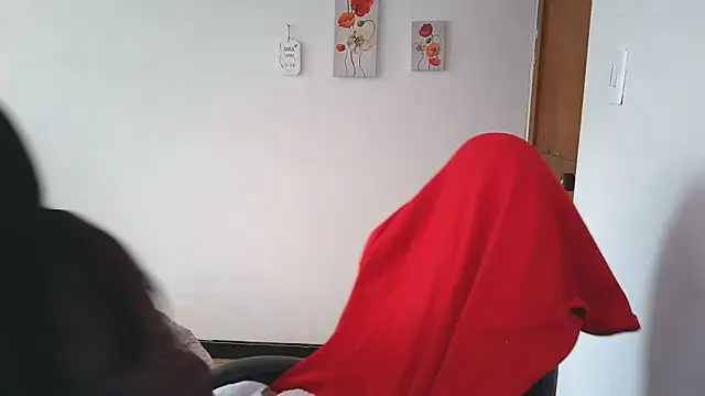 Snapshot of LissafeetHott chatting on May 29, 2026, 3:29 pm LissafeetHott online show from May 29, 2026, 3:29 pm