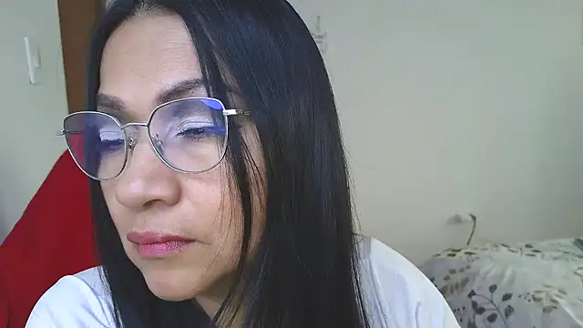 Snapshot of LissafeetHott chatting on May 14, 2026, 9:12 pm LissafeetHott online show from May 14, 2026, 9:12 pm