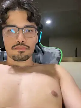 Becan119 online show from October 15, 2025, 4:11 am