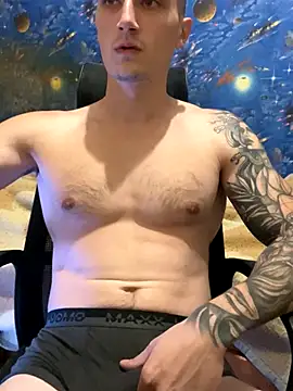 Snapshot of fronkie9384 chatting on October 27, 2025, 8:54 pm fronkie9384 online show from October 27, 2025, 8:54 pm