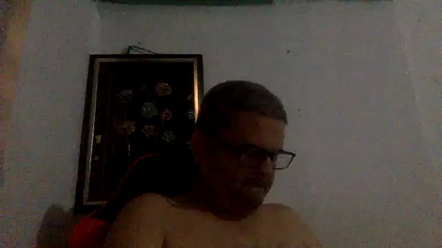 Snapshot of Katracho6969 chatting on May 23, 2026, 12:31 am Katracho6969 online show from May 23, 2026, 12:31 am