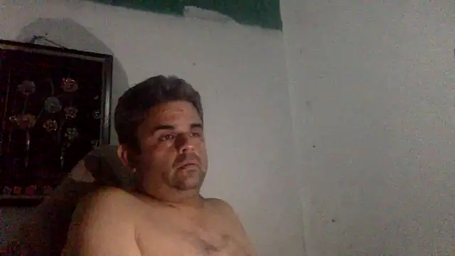 Snapshot of Katracho6969 chatting on April 18, 2026, 5:10 am Katracho6969 online show from April 18, 2026, 5:10 am